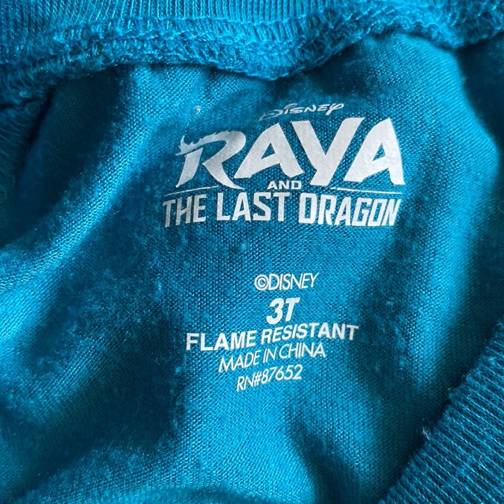 Disney Raya Pajamas - Picture 2 of 5